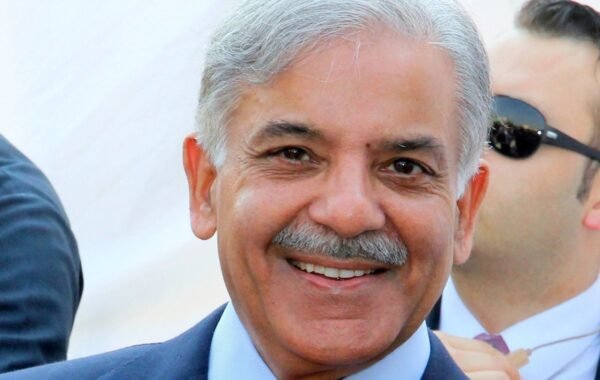 شہباز شریف کی جماعت اسلامی کے امیر سے ٹرین لانگ مارچ موخر کرنے کی اپیل