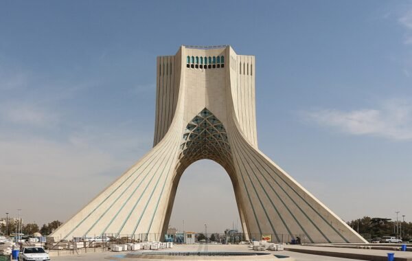 لائیو تہران میں ایران کا دوٹوک موقف: عاصم منیر کو پیغام — شرائط پوری کیے بغیر امریکہ سے کوئی مذاکرات نہیں