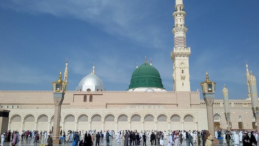 مدینہ منورہ میں مسجد نبوی کا سبز گنبد